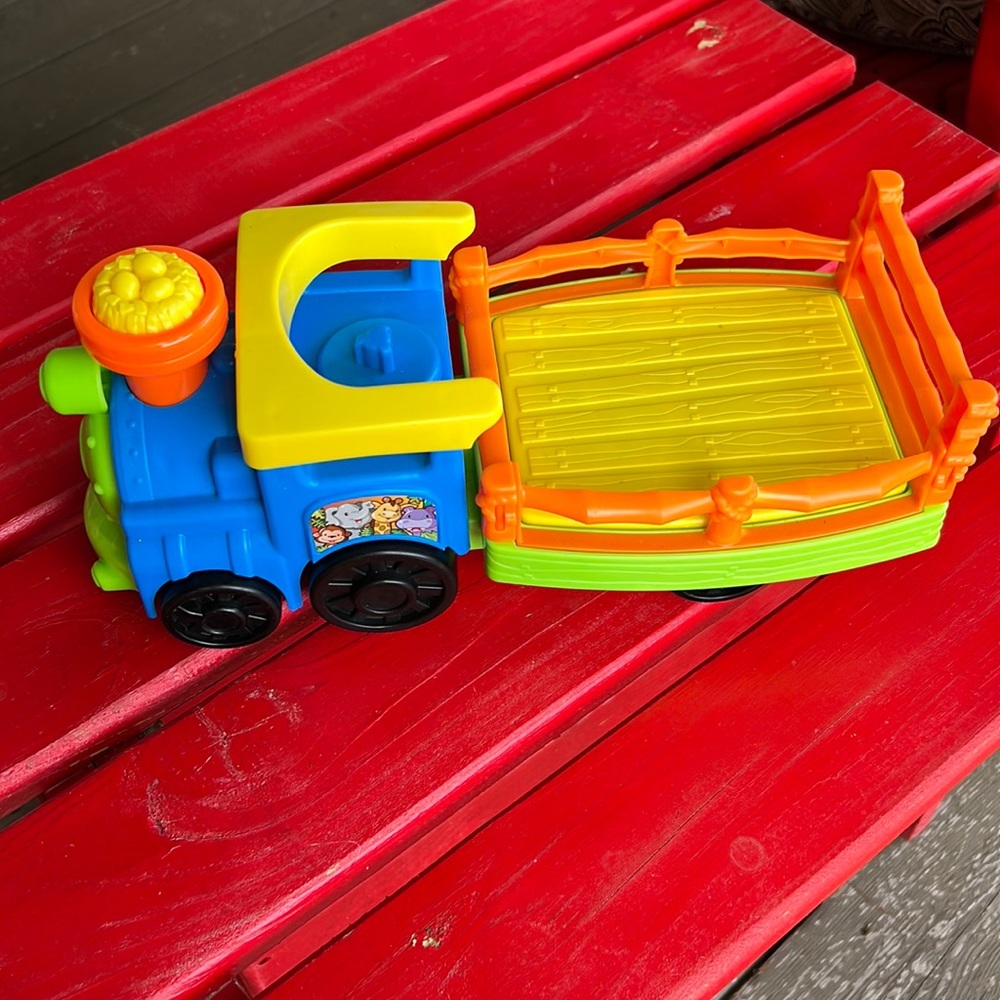 Fisher Price Little People Choo Choo Zoo train